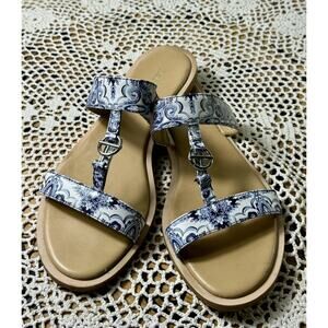 Talbots Women’s Leather Low Wedge Strappy Blue Floral Sandal Size 9.5M sku 935